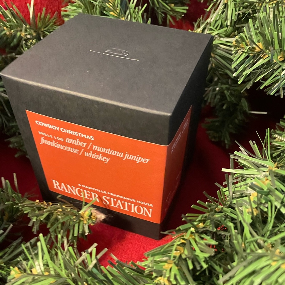 Ranger Station Cowboy Christmas Candle Limited Edition RARE NEW NIB - Picture 9 of 16
